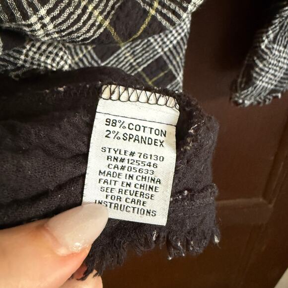 HABITAT | Black and White Plaid Gauze Button down Chunky Sleeve Top Extra Small - Picture 8 of 8